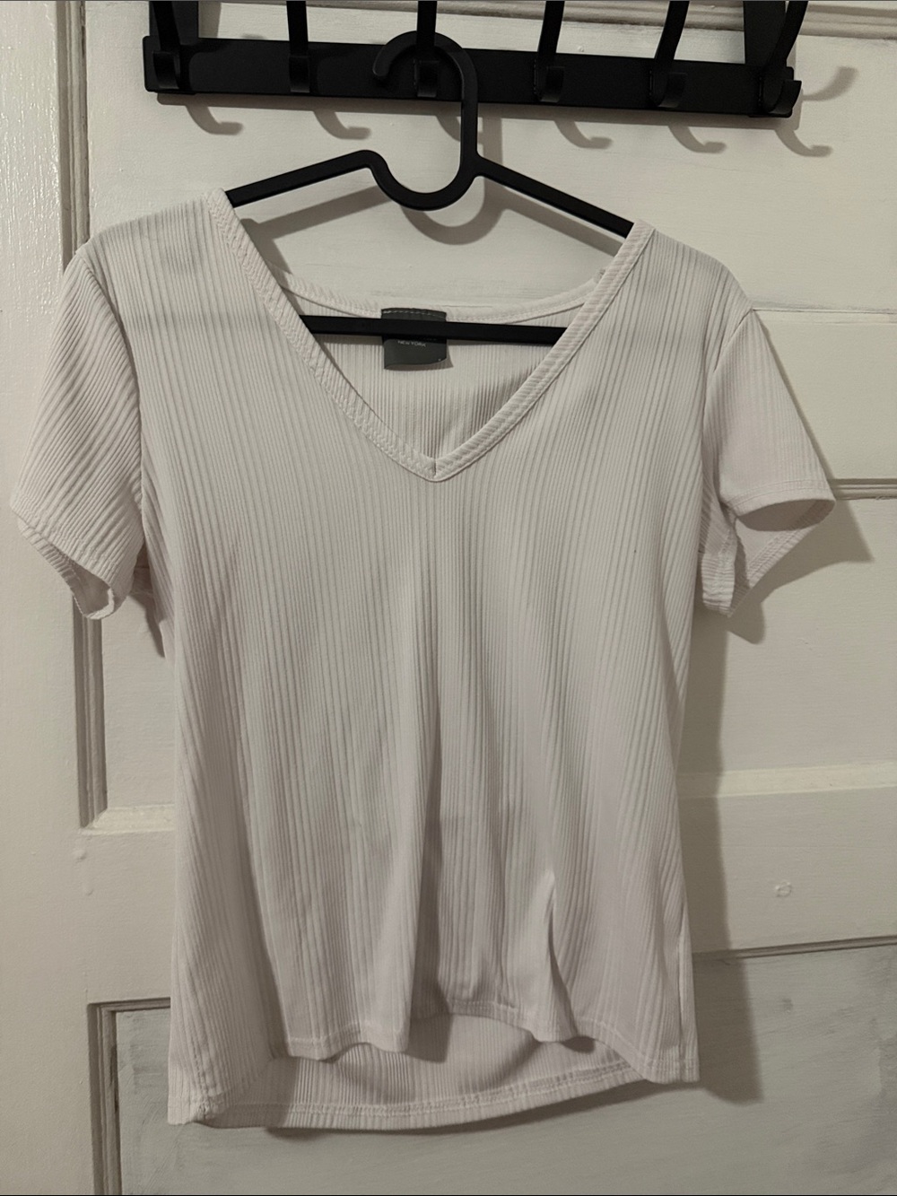 Olivia Rae White Ribbed V-Neck Short Sleeve Tee